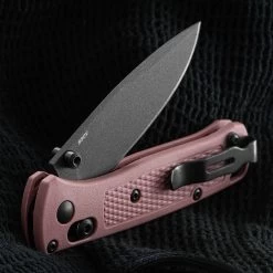 Benchmade 533BK-05 Mini Bugout Alpine Glow Folding Knife 13 Benchmade 533BK-05 Mini Bugout Alpine Glow Folding Knife -Outdoor Gear Store BM533BK 05.4 75260.1694007706.1280.1280 02967.1694012561.1280.1280 18380.1694176127