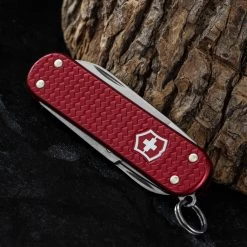 Victorinox Classic Precious Alox -Outdoor Gear Store BMC 06221401G.2 32933.1648563198