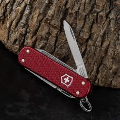Victorinox Classic Precious Alox -Outdoor Gear Store BMC 06221401G.4 37687.1648563199