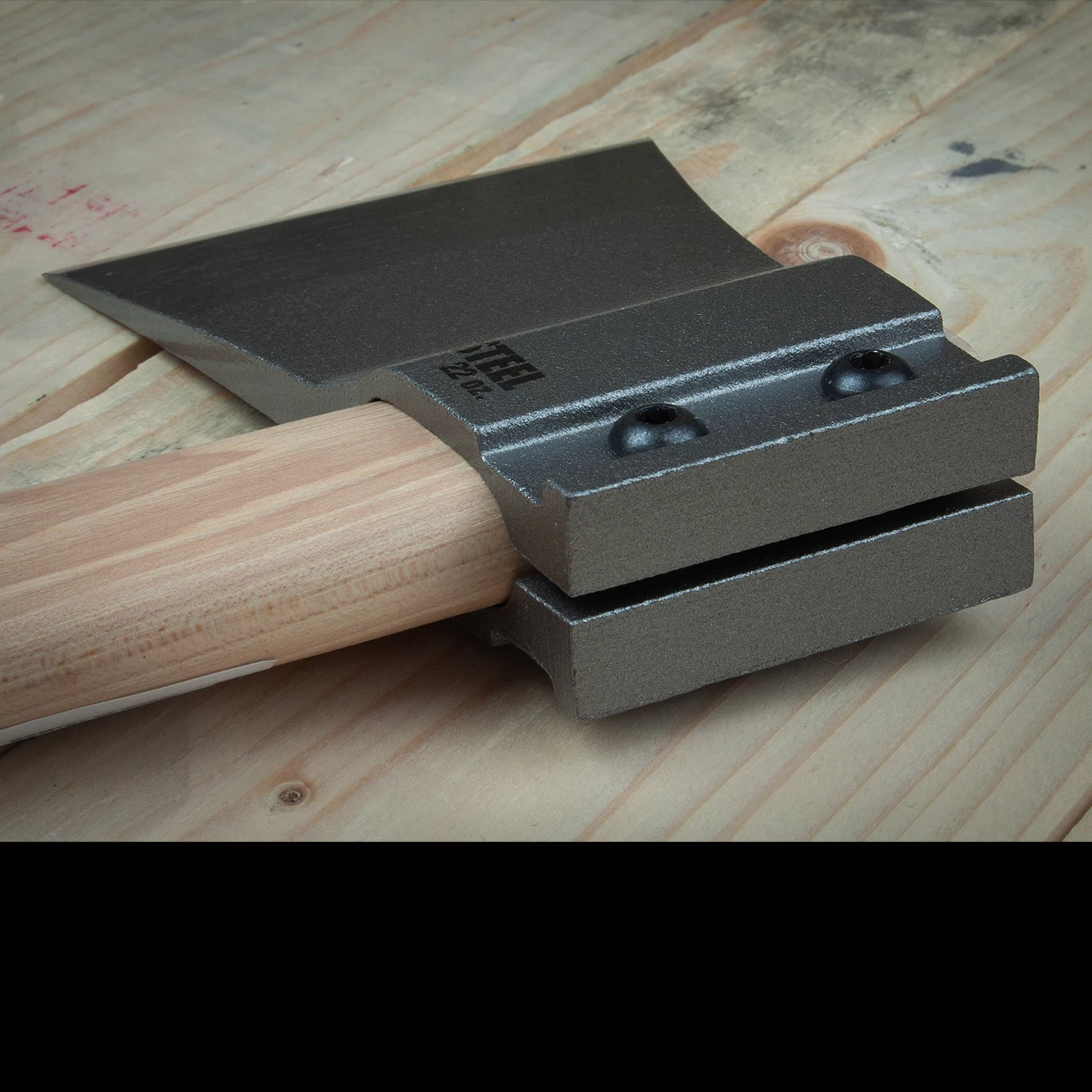 Cold Steel Professional Throwing Axe 4 Cold Steel Professional Throwing Axe - Image 2