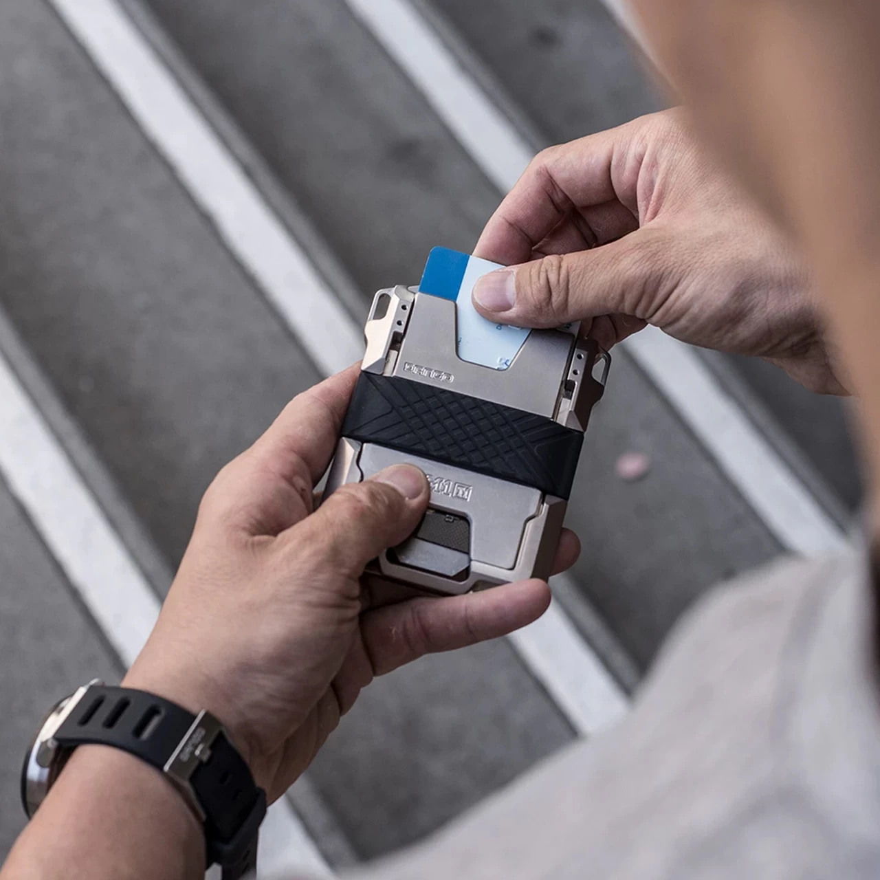 Dango M1 Titanium Maverick Tactical Wallet 15 Dango M1 Titanium Maverick Tactical Wallet - Image 13