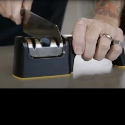 Work Sharp Pull Through Kitchen Sharpener -Outdoor Gear Store K09DX296det5 94315.1651753805