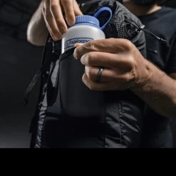 Matador Freerain 28 Waterproof Packable Backpack 19 Matador Freerain 28 Waterproof Packable Backpack -Outdoor Gear Store MAT FR283001BKdet2 71947.1634142026