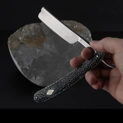 Rough Rider Straight Razor Buckshot Bone -Outdoor Gear Store RR2327det 76429.1643190956.1280.1280 73357.1643190973