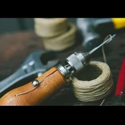 Speedy Stitcher Coarse Waxed Thread #150 -Outdoor Gear Store detail2 2 75673.1588340992