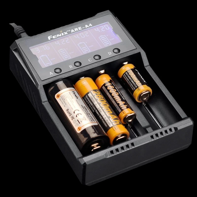 Fenix ARE-A4 Smart Multi-Charger 3 Fenix ARE-A4 Smart Multi-Charger