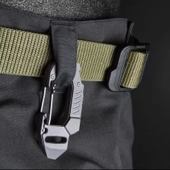 MecArmy FL10 Carabiner Light 25 MecArmy FL10 Carabiner Light -Outdoor Gear Store mec fl10det8 78908.1587408614