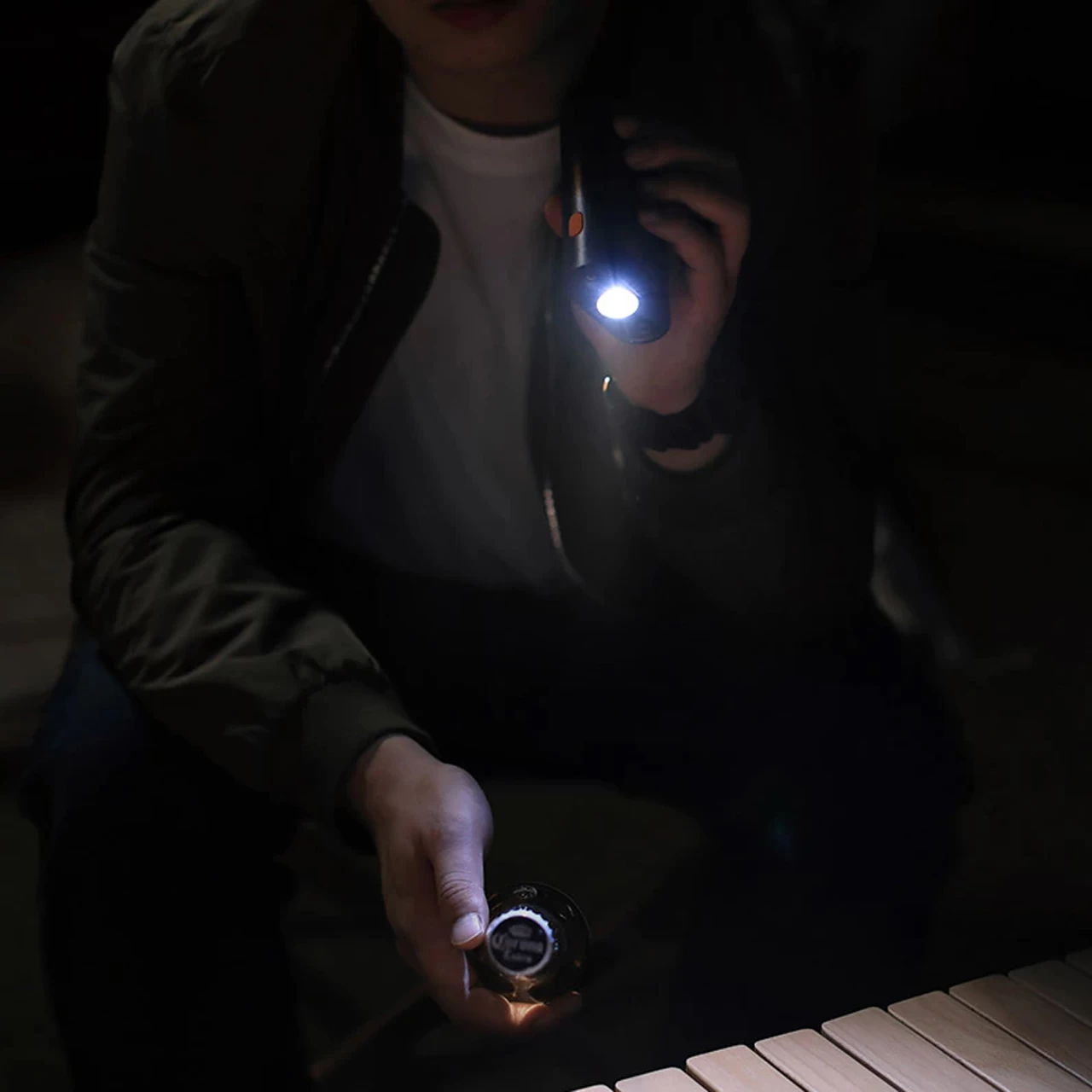 Nextool Hand Crank Radio 6 Nextool Hand Crank Radio - Image 4