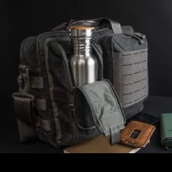 Magforce Recruit Briefcase Waxed Canvas -Outdoor Gear Store recruit2 41944.1689852911.1280.1280 76554.1689945535