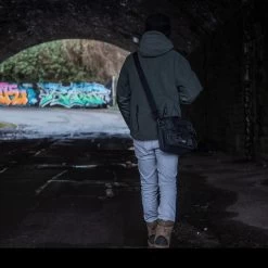 Magforce Survivor 500D Waterproof Shoulder Bag -Outdoor Gear Store survivordet5 17027.1645020246.1280.1280 92940.1645024576.1280.1280 81091.1689176250