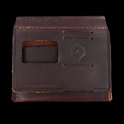 Trayvax Summit Notebook Bi-Fold Leather Sleeve -Outdoor Gear Store tvx snb pendet4 37197.1587416814