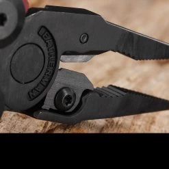 Leatherman Signal Black Red -Outdoor Gear Store wit lt700rddet7 84822.1587418822